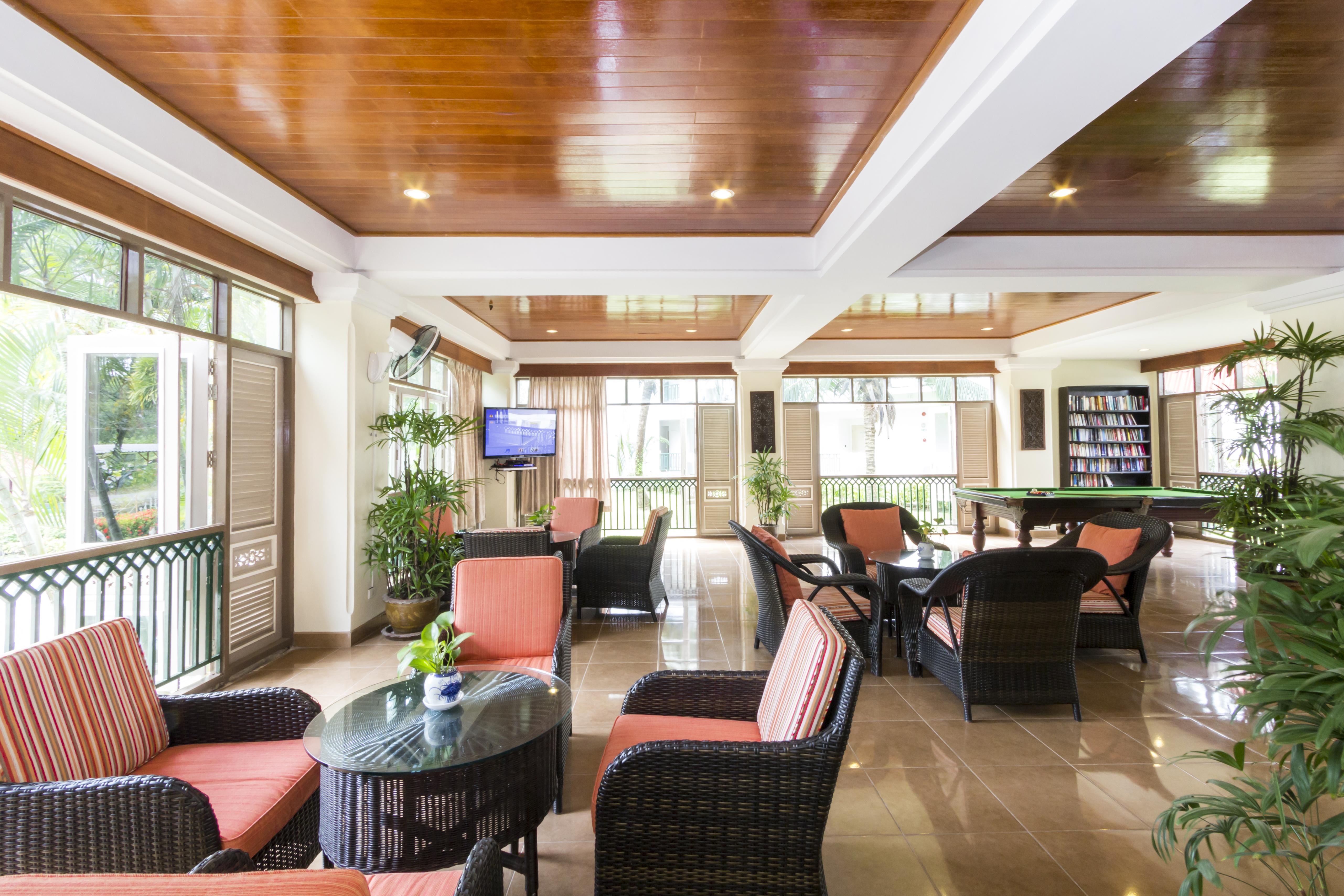 Amora Beach Resort Phuket Pantai Bang Tao Bagian luar foto