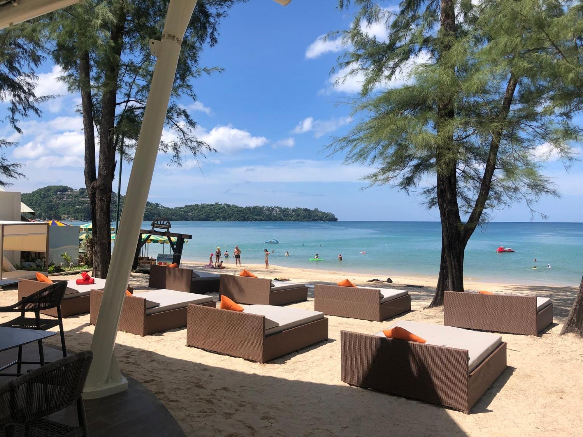 Amora Beach Resort Phuket Pantai Bang Tao Bagian luar foto