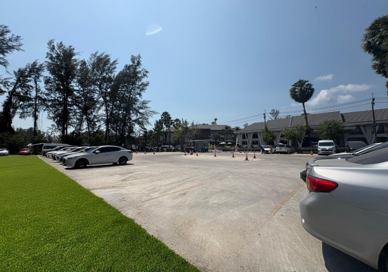 Amora Beach Resort Phuket Pantai Bang Tao Bagian luar foto